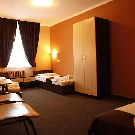 Edona Otel